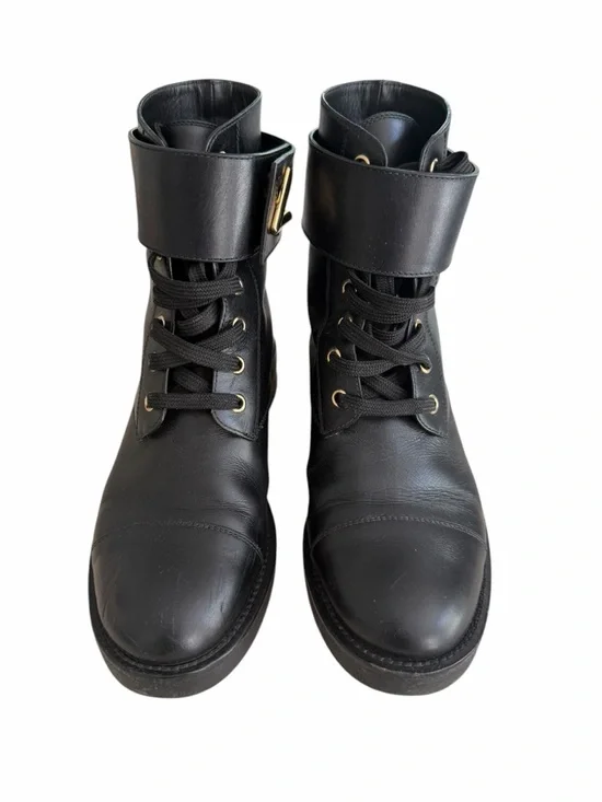 Louis Vuitton Black Leather Lace-Up Ankle Boots with Gold LV Emblem Size 38 - Picture 2 of 8